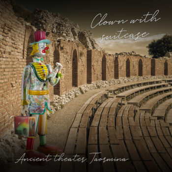 Pagliaccio Con Valigia